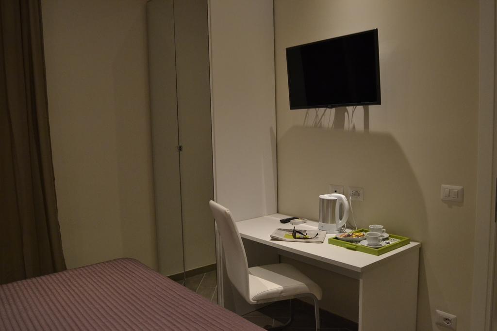 Vaticano 38 Suites Рим Екстериор снимка