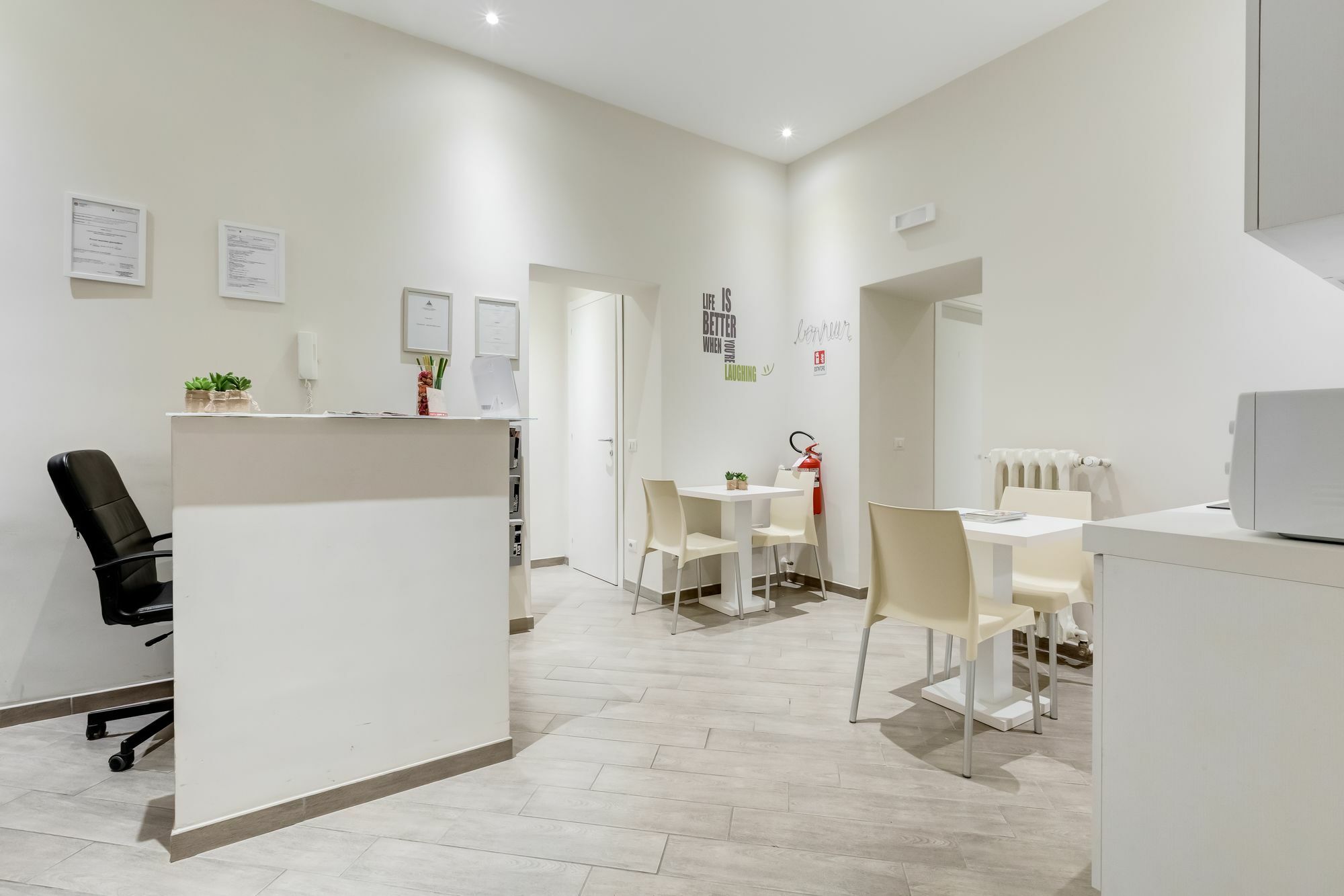 Vaticano 38 Suites Рим Екстериор снимка